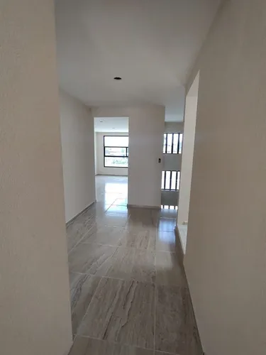 Venta De Casa En Hacienda Corralejo (v)