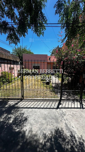 Casa En Venta En Remedios De Escalada, Lanús, G.b.a. Zona Sur