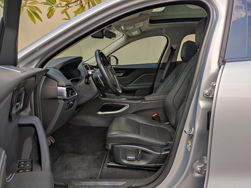 F-pace 2.0 R-sport 300 2019