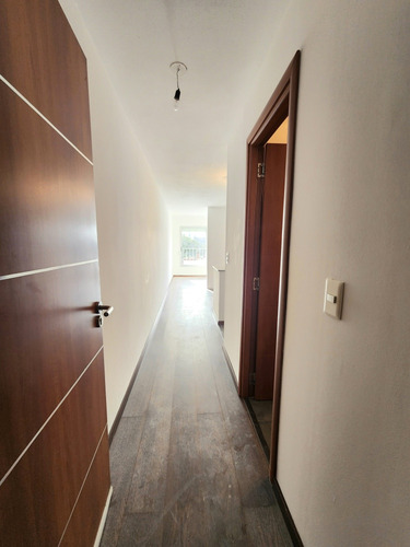 Inmobiliaria Alquila Monoambiente Con Garage En Pocitos