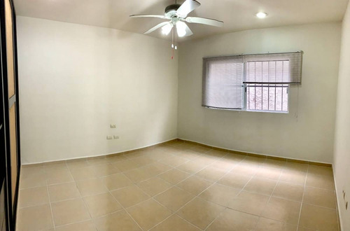Imagen 26 de 28 de Espacioso Departamento 2 Rec 2.5 Baños En Col. Hollywood Playa Del Carmen P1904