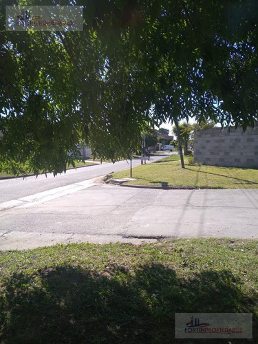 Imagen 2 de 7 de Casa - Lisandro Olmos Etcheverry
