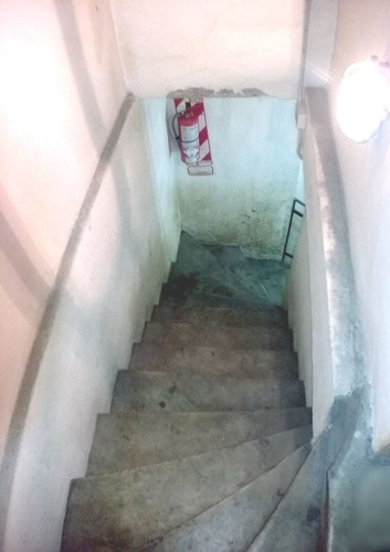 Imagen 10 de 17 de Hipolito Yrigoyen 600 Monserrat Local+oficinas U$75.000