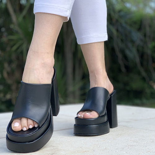 Imagen 3 de 7 de Zapato Botinera Zueco Cuero Plataforma Taco Alto 13 Cm