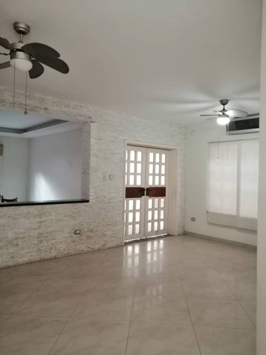 Imagen 10 de 11 de Maria Botello Casa En Venta En El Parral Valencia Estado Carabobo Foc-791