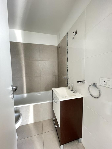 Imagen 6 de 16 de Venta 1 D - Balcon - Gorriti 227 -