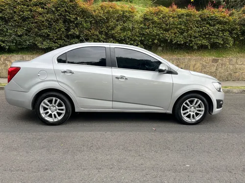 Chevrolet Sonic 1.6 Lt 4 p Automática
