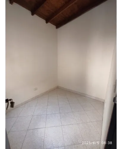 Casa Para Arriendo En Envigado - Las Flores