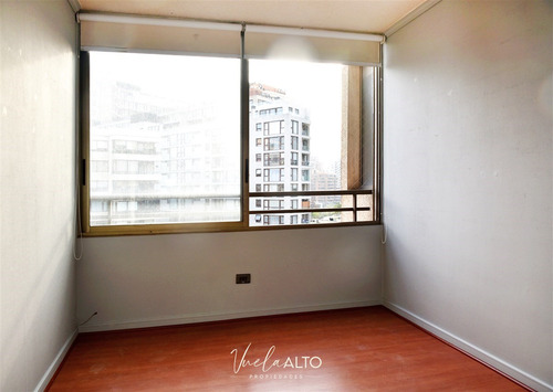 Dpto. En Venta 3 Dorm / Vista / Metro Manquehue / Apumanque