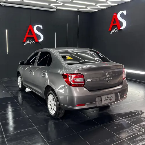 Renault Logan 1.6 Life