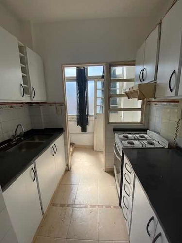Imagen 6 de 7 de Venta- Depto 3 Ambientes A Remodelar !