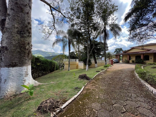 Imagem 19 de 29 de Chácara 4000m2, Casa Sede Sobrado, 3 Dormitórios, Sala Com Lareira, Moveis Planejados, Área Gourmet, Piscina, Capela, Poço Artesiano, Horta - Ch00254 - 70809494