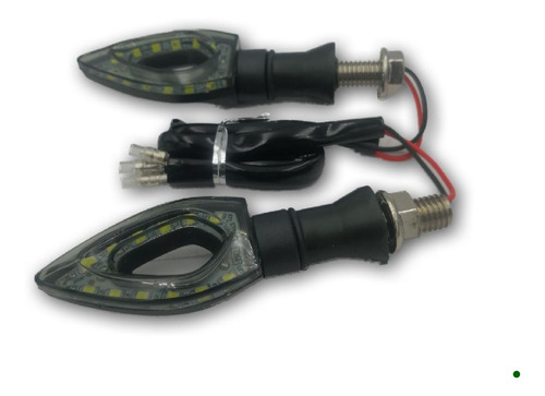 Imagen 2 de 4 de Luz Cruce Led Flecha 12led Luz Blanca Moto
