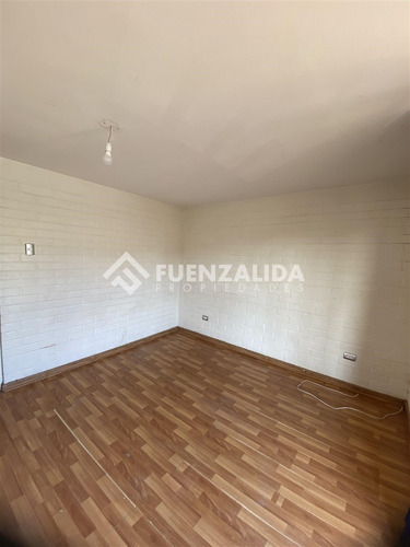 Casa En Arriendo De 4 Dorm. En Maipú
