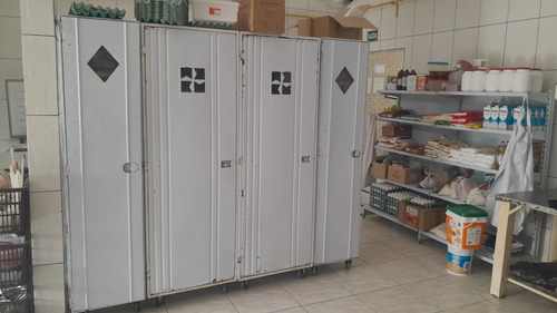 Prédio Comercial Com Padaria E 2 Casa A Venda