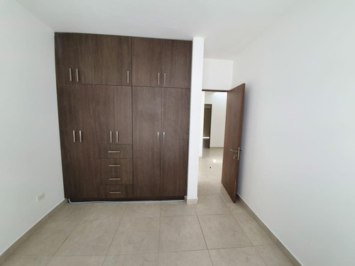 Imagen 2 de 9 de Casa En Renta En El Refugio Querétaro