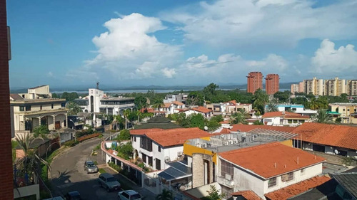 Imagen 24 de 30 de Apartamento En Arivana Plaza