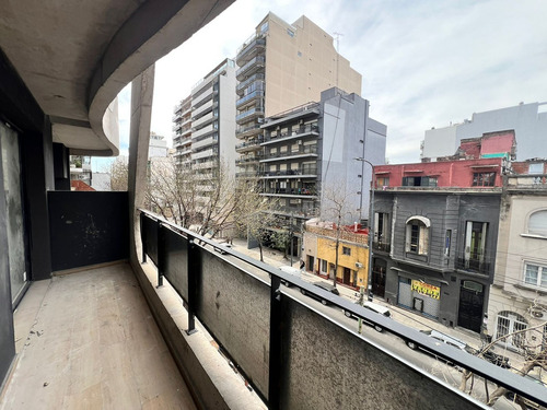 Departamento En Venta En Flores, Capital Federal, Buenos Aires