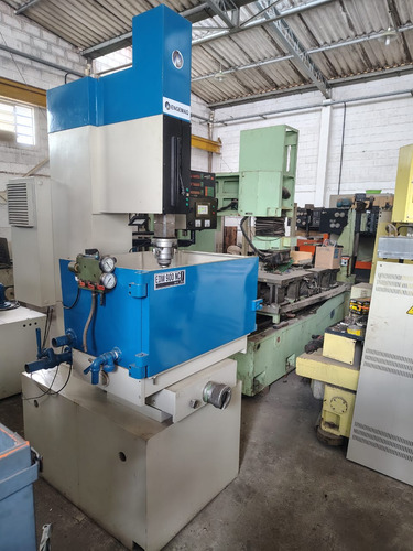 Eletro Erosão Penetração Engemaq Edm-900 Nc S.l Retrofitada. (Usado)