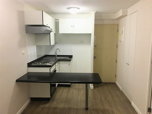 Departamento En Venta De 1 Dorm. En Estación Central