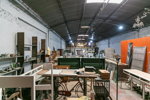Local, Galpón Y Depto. 4 Amb. Centro De Pilar