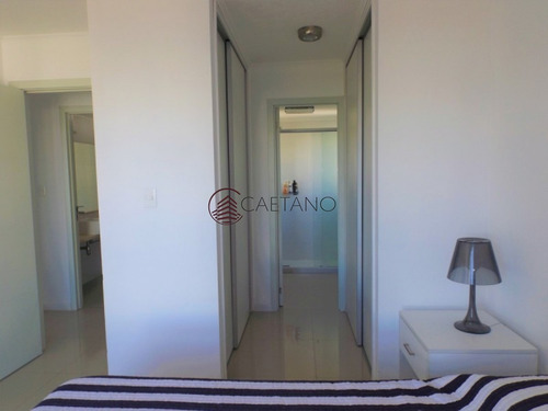 Apartamento De Dos Dormitorios Con Vista!- Ref: 2239