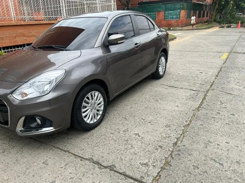 Suzuki Swift 1.2 Dzire At