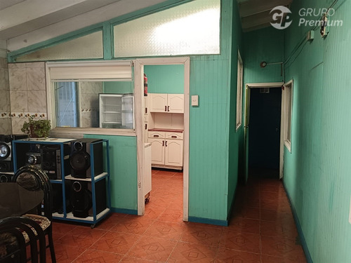 Casa Y Local En Arriendo De . En Talcahuano