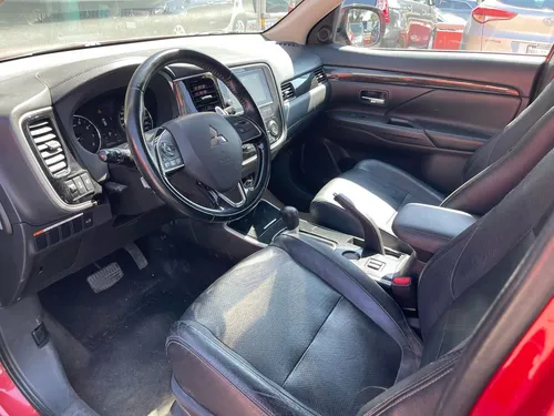Mitsubishi Outlander 2.4 Limited Cvt