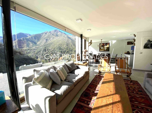 Moderna Town House En El Arrayan, Sector Los Refugios