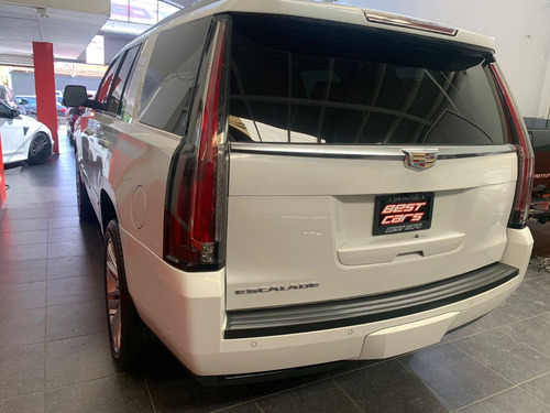 Imagen 4 de 14 de Excelente Cadillac Escalede Platinum Suv 2017