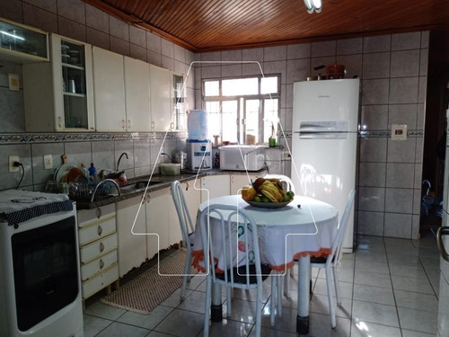 Imagem 3 de 10 de Casas - Ref: V95702