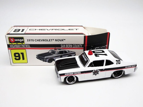 Chevrolet Nova Patrulla Escala 1:64 1/64 Bburago Coleccion Color Blanco