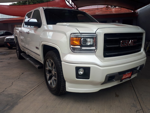 Imagen 3 de 15 de Impecable Gmc Sierra All Terrain 4x4 2015
