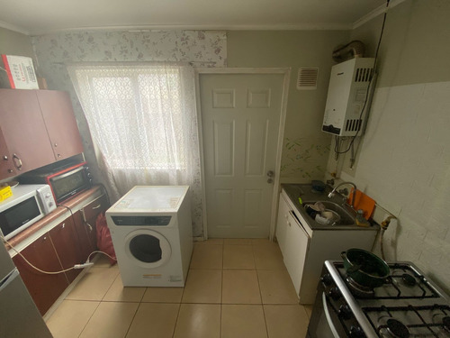 Se Vende Casa De 3d/1b En Avenida Los Notros