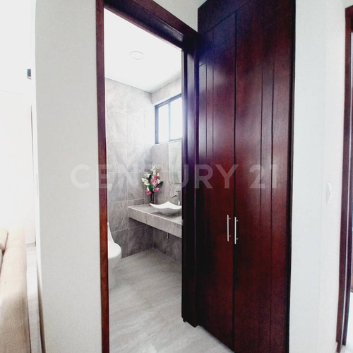 Casa En Venta Con Jardín Y Alberca En Atlixco, Puebla.