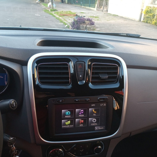 Imagem 6 de 12 de Renault Logan 2014 1.6 Dynamique Único Dono.