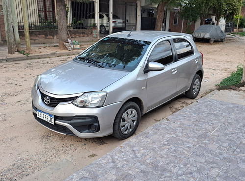 Toyota Etios 1.5 Xs