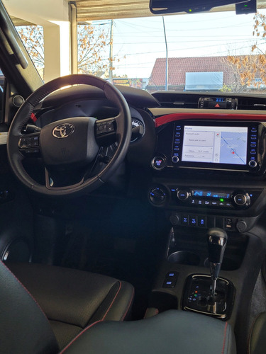 Imagen 10 de 15 de Toyota Hilux Gr-sii V6