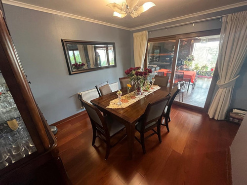 Espectacular Casa En Terreno 1200m2, Condominio En Maipú