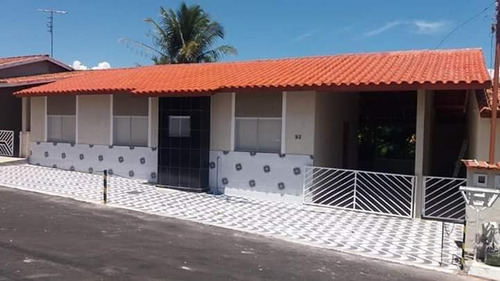 Casa Mobiliada Com 3 Quartos - Residencial Village - Caldas Novas