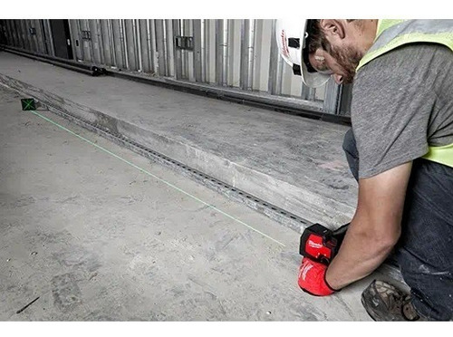 Kit De Nivel Láser Verde De 2 Líneas M12 Milwaukee 3622-21
