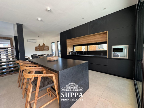 Casa En Venta Puertos Del Lago