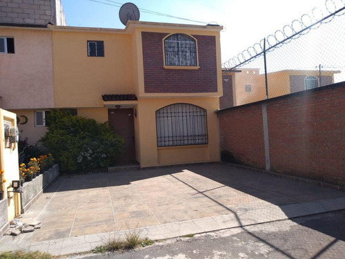 Imagen 1 de 10 de Casa En Condominio - La Arboleda