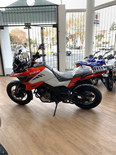 Imagen 5 de 19 de Suzuki V-strom 1050 Xt Okm - Suzuki Vélez Sarsfield