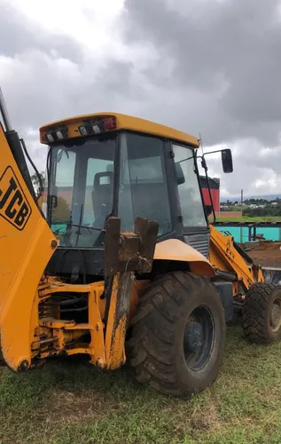 Retroexcavadora Jcb 2010