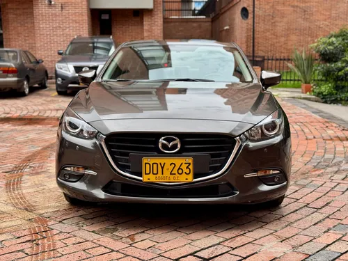 Mazda 3 Touring IPM MT