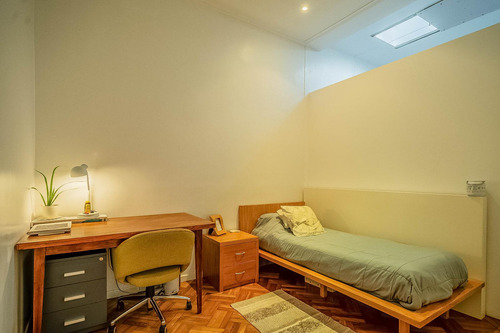 En Venta V. Lopez Divina Casa De 3 Dorm Estudio/play Jardin
