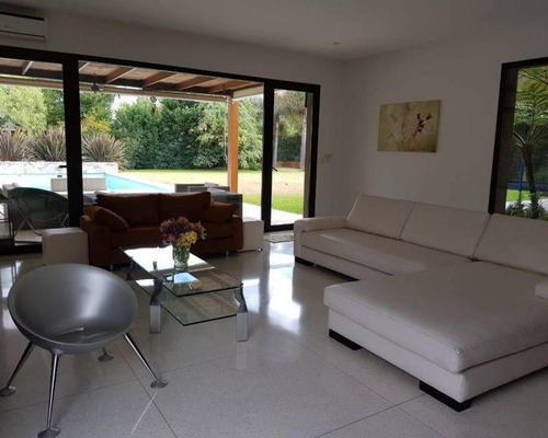 Imagen 4 de 30 de Excelente Casa En Santa Barbara Barrio Cerrado