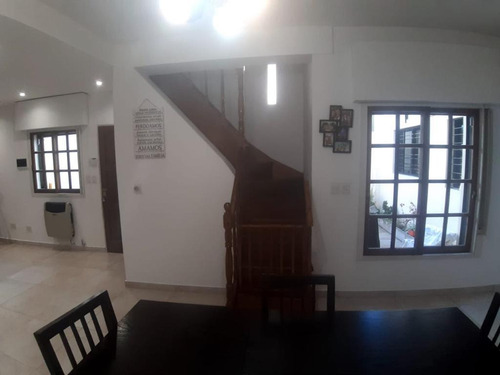 Excelente Ph 3 Amb. Reciclado A Nuevo. Toma Propiedad En Par